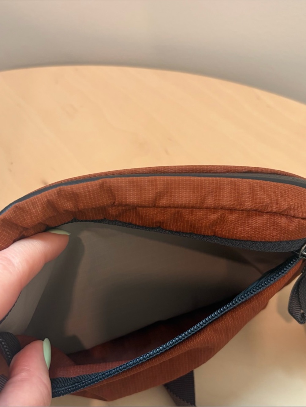 Bellroy Lite Belt Bag Clay Orange Grey Crossbody Fanny Pack 1.8L Lightweight - Picture 6 of 10
